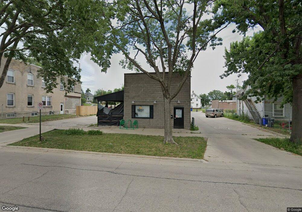 1010 2nd Ave SW, Cedar Rapids, IA 52404 - photo 1