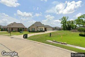 128 Del Rio Dr, Houma, LA 70360