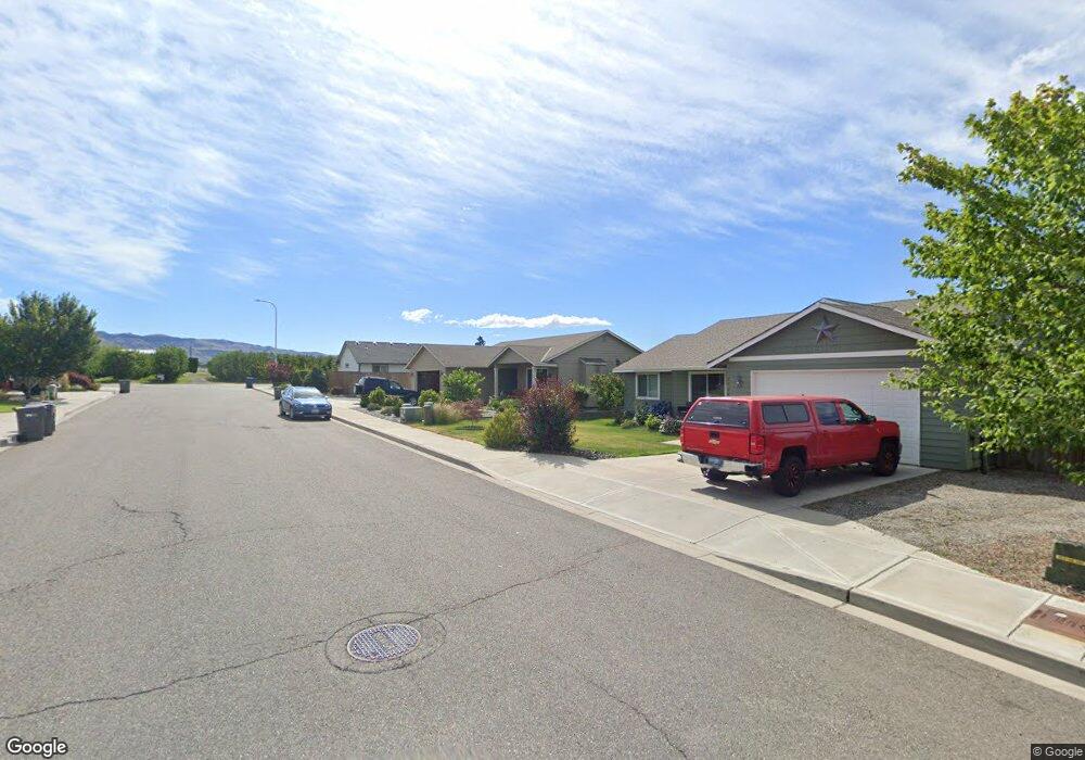 2580 3rd St NE, East Wenatchee, WA 98802 - photo 1