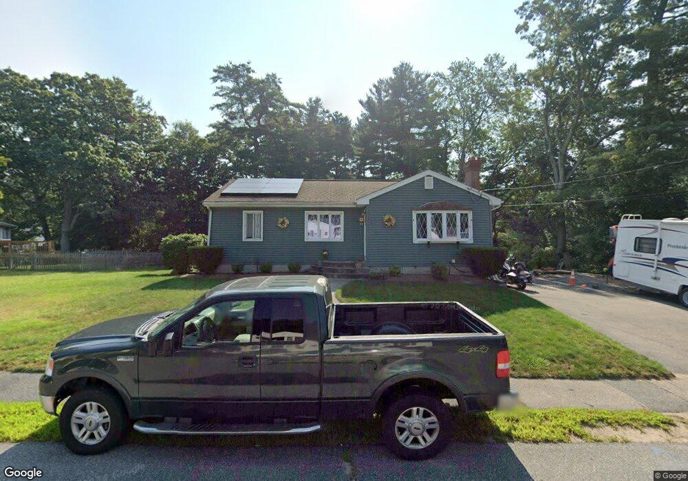 5 Horseshoe Dr, Bellingham, MA 02019 - photo 1