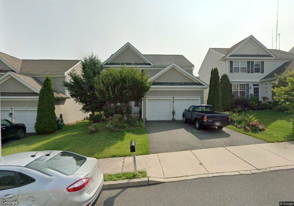 2307 S Wood St unit 2309, Allentown, PA 18103 - photo 1