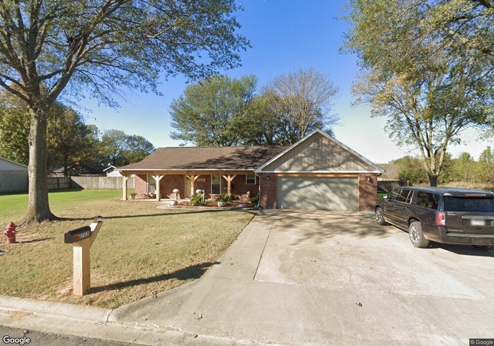 1702 S Oak St, Stuttgart, AR 72160 - photo 1