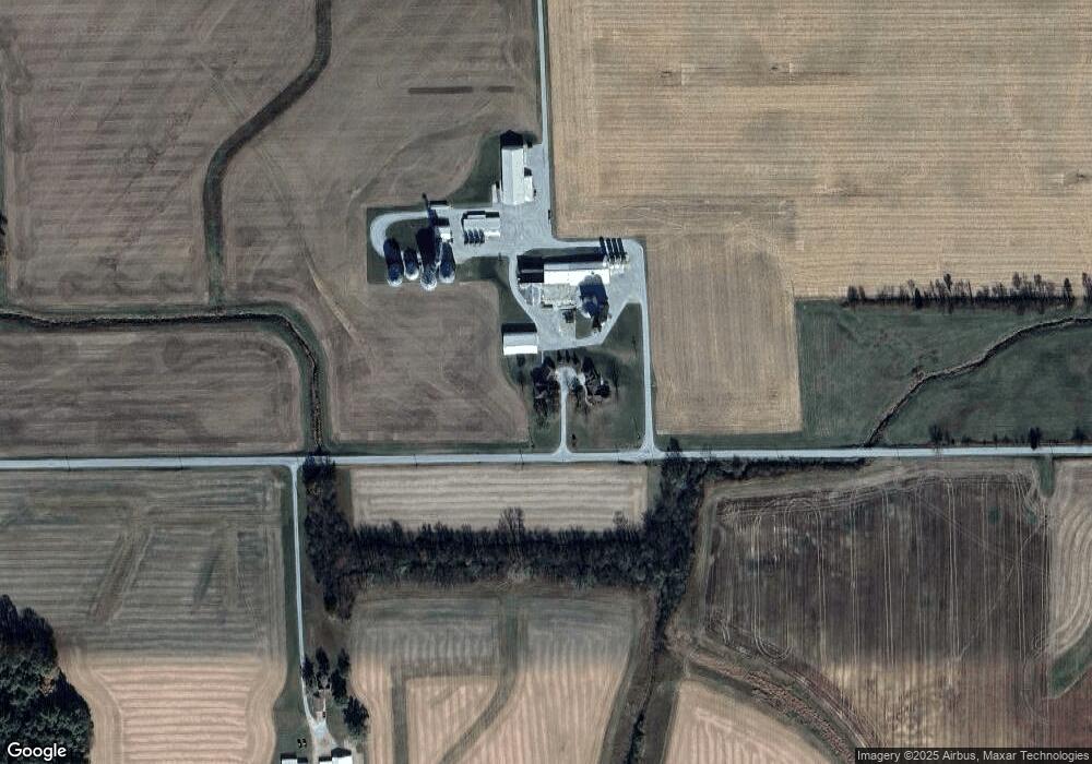 6910 E 400 N unit 2, Andrews, IN 46702 - photo 1