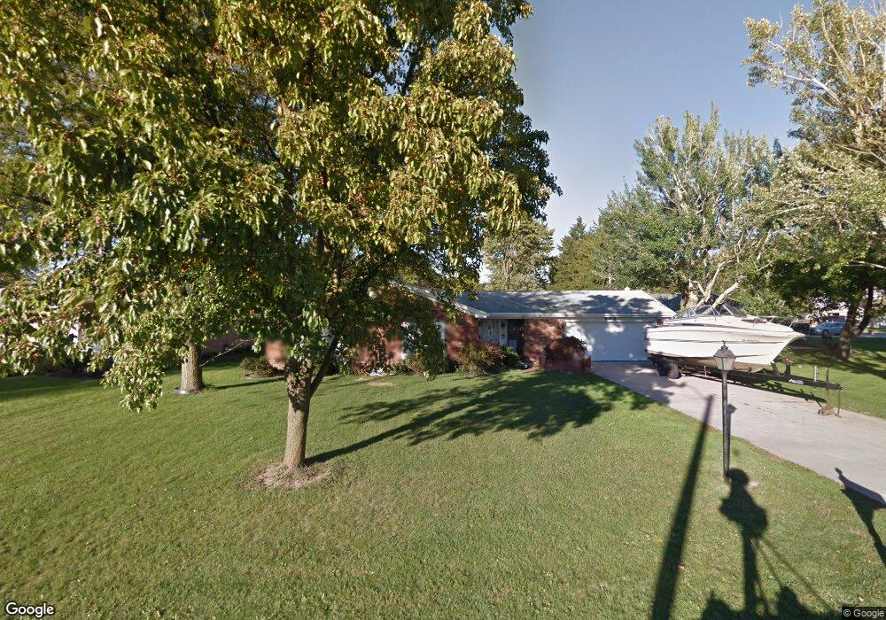 906 W Erie St, Woodville, OH 43469 - photo 1