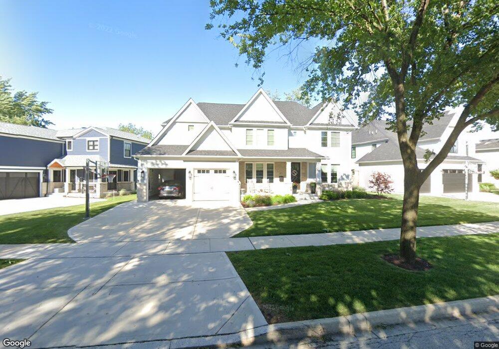 457 N Emery Ln, Elmhurst, IL 60126 - photo 1