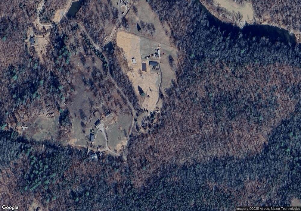 77 Hawkins Ln, Castleton, VA 22716 - photo 1