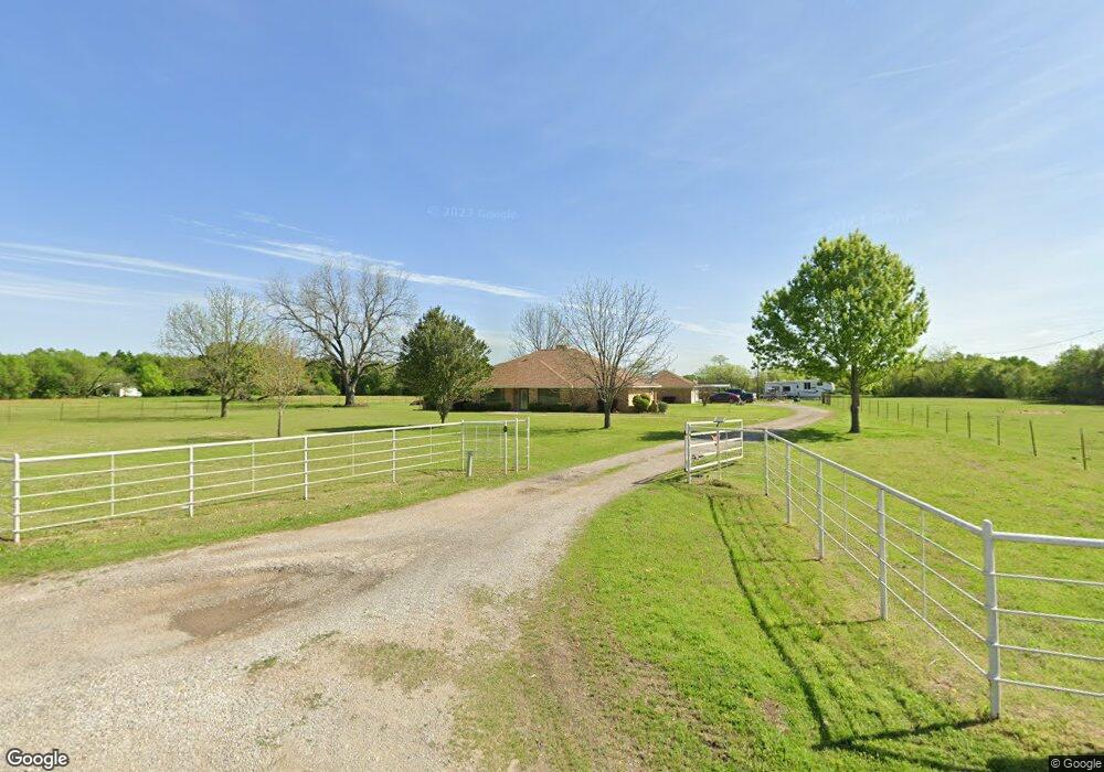 305 Log Cabin Rd, Ennis, TX 75119 - photo 1