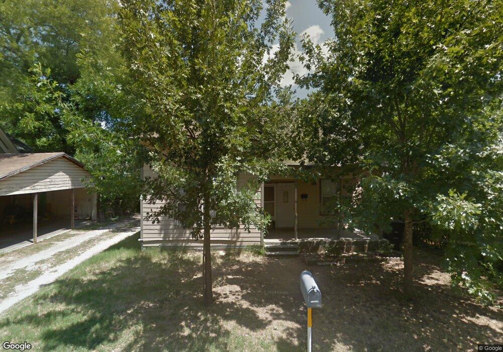 209 May Ave, Cleburne, TX 76031 - photo 1