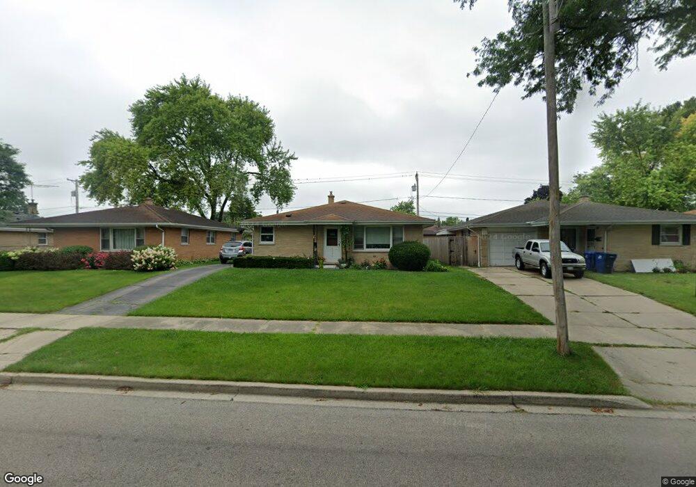 2330 N Jackson St, Waukegan, IL 60087 - photo 1