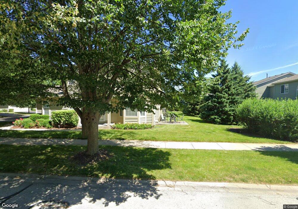 1732 Tamahawk Ln unit 24, Naperville, IL 60564 - photo 1