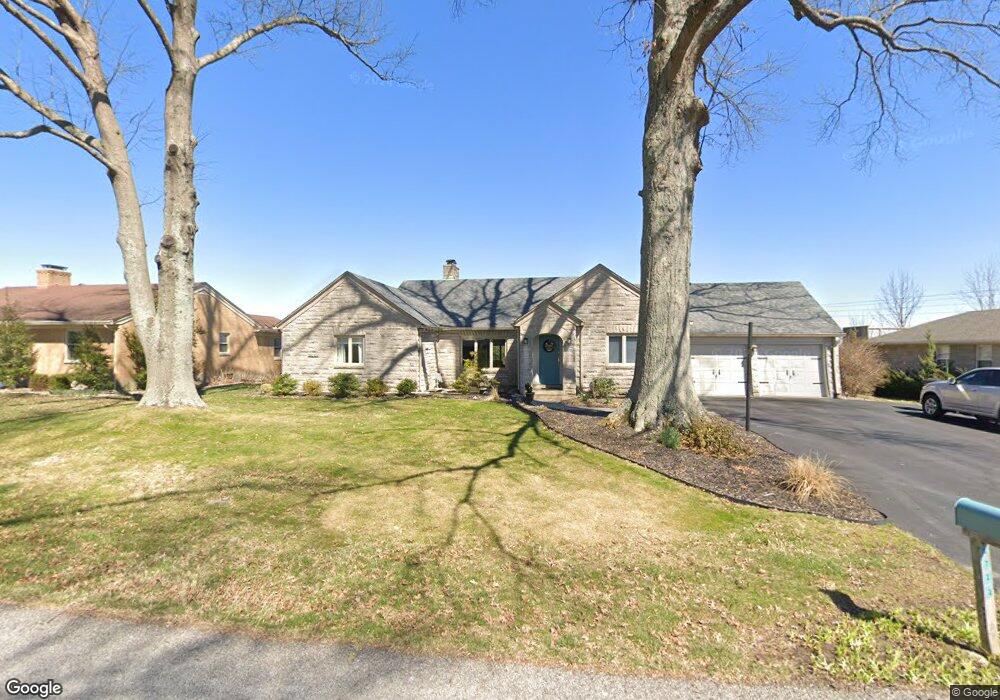 1712 Crestview Dr, New Albany, IN 47150 - photo 1