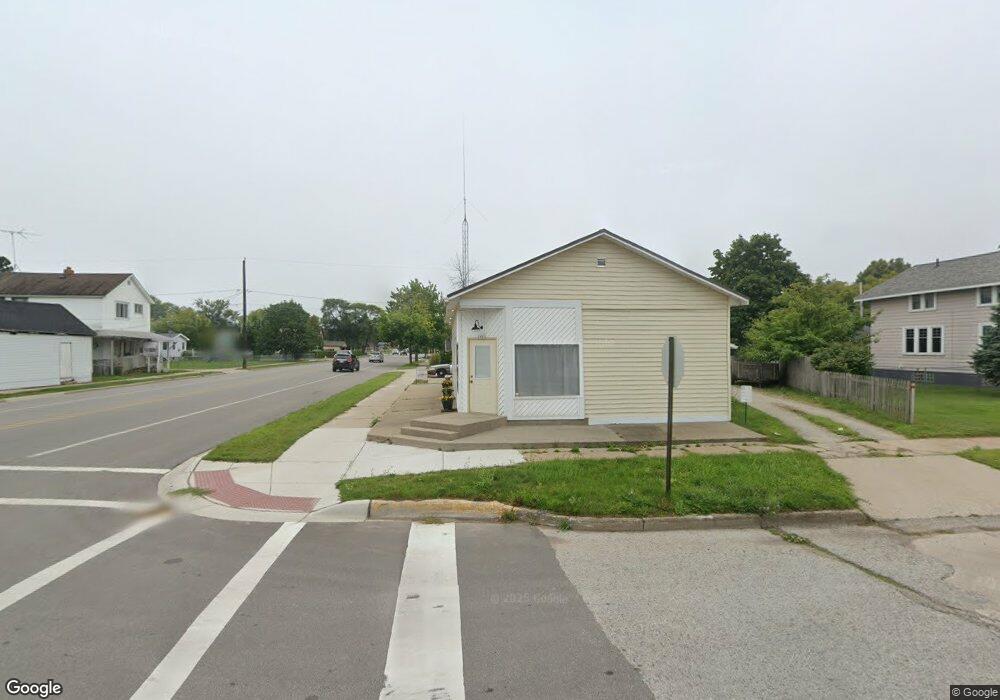 1315 16th Ave, Menominee, MI 49858 - photo 1