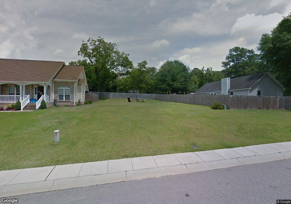 1629 Stonewood Dr, Fayetteville, NC 28306 - photo 1