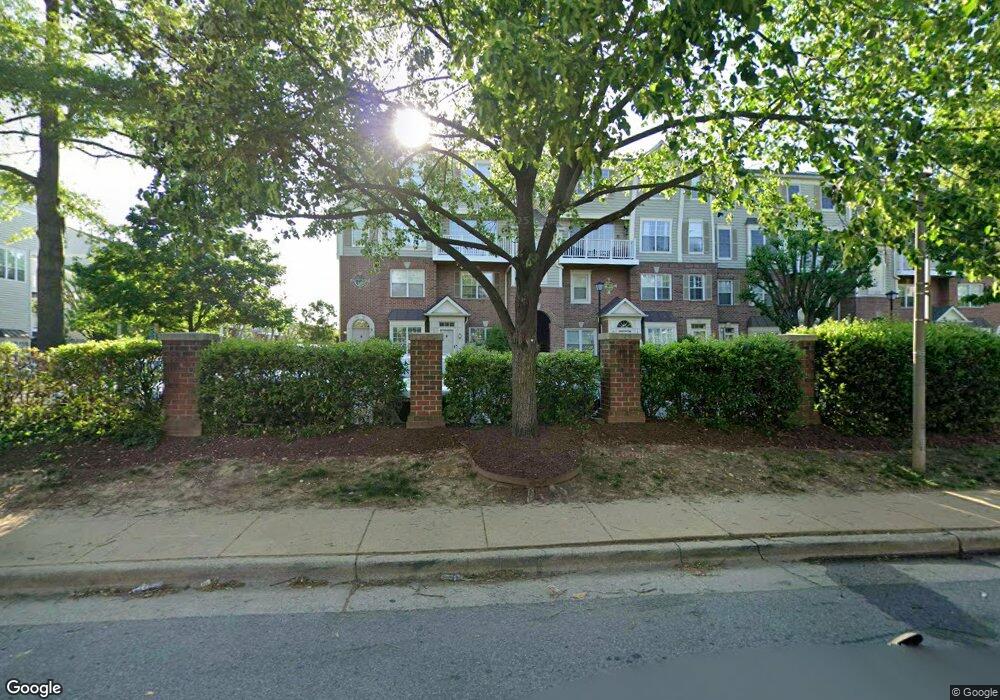 1819 Kenwood Ave unit 302, Alexandria, VA 22302 - photo 1