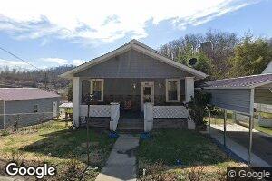 702 Frantz Ave, Mullens, WV 25882