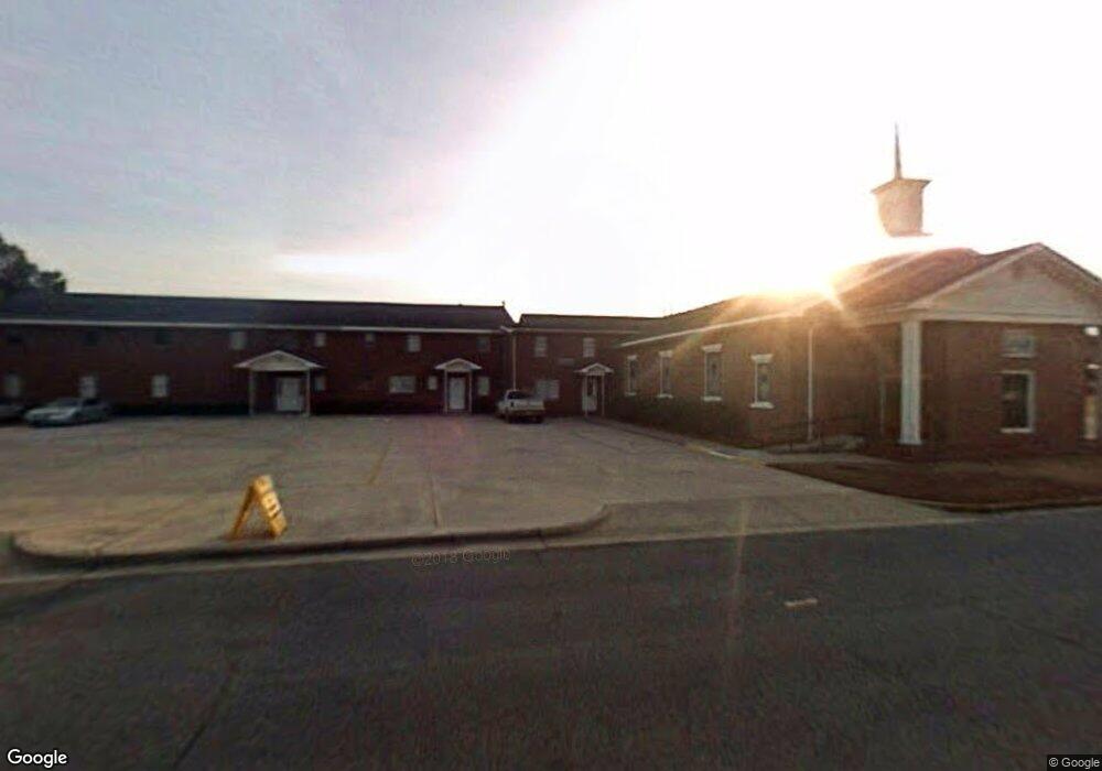 108 S Peters St, Claxton, GA 30417 - photo 1