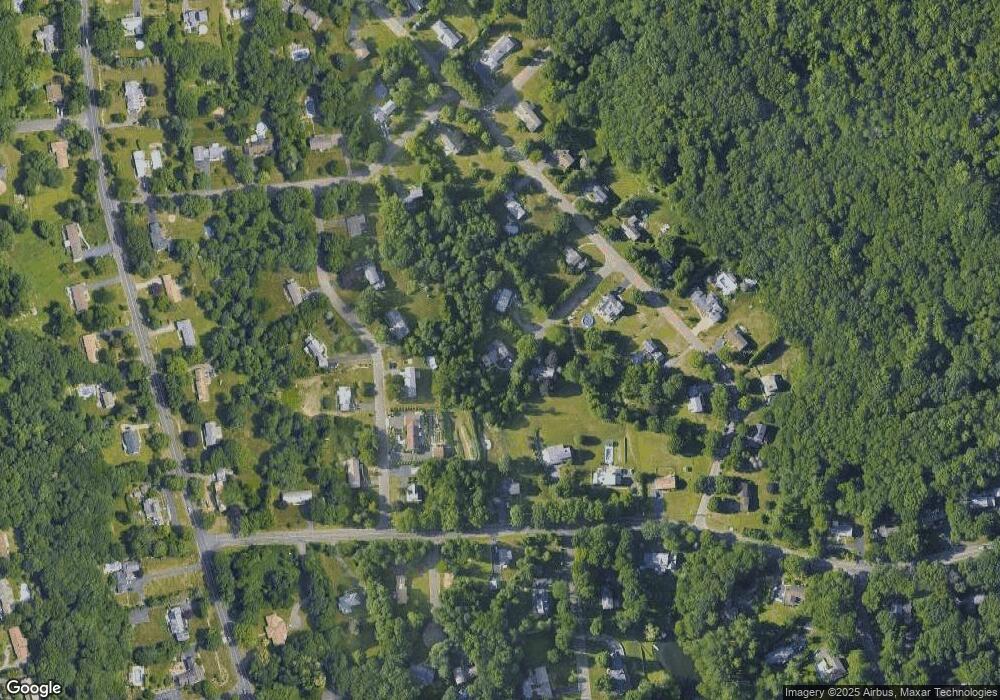 16 Haverhill Place, Trumbull, CT 06611 - photo 1