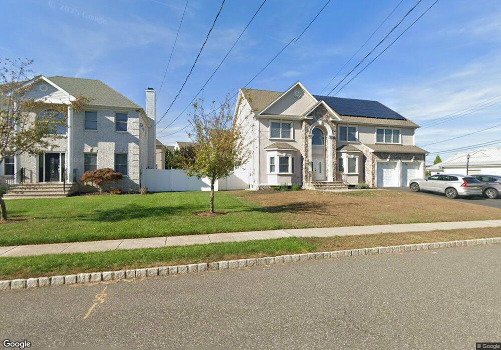 670 Roosevelt Ave, Piscataway, NJ 08854 - photo 1