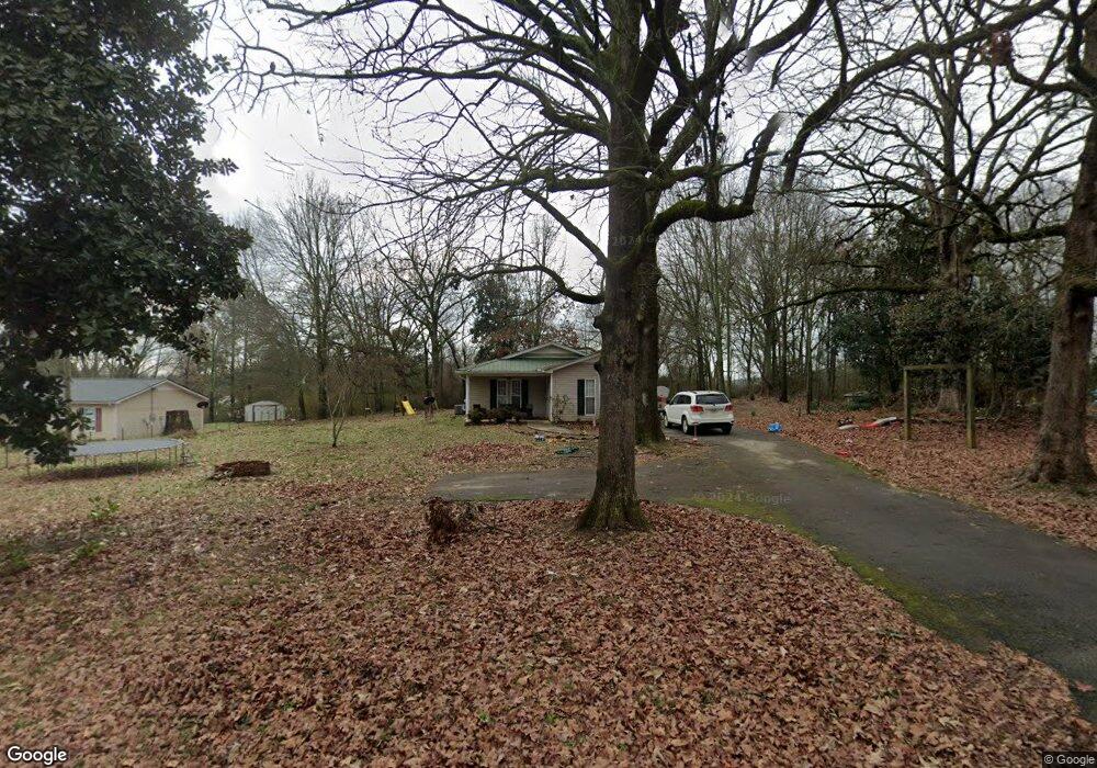 325 College Ave, Maysville, GA 30558 - photo 1
