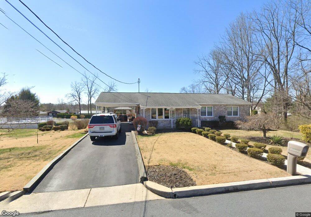 2334 High St, Reading, PA 19605 - photo 1