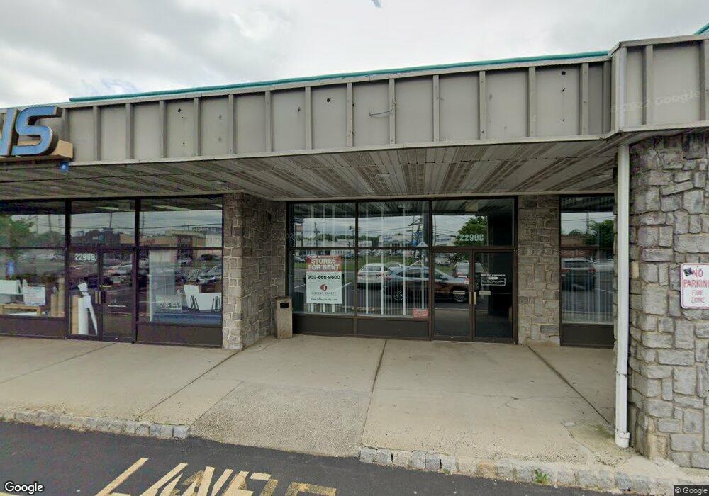 241 Broadmoor Ct unit 5, Union, NJ 07083 - photo 1