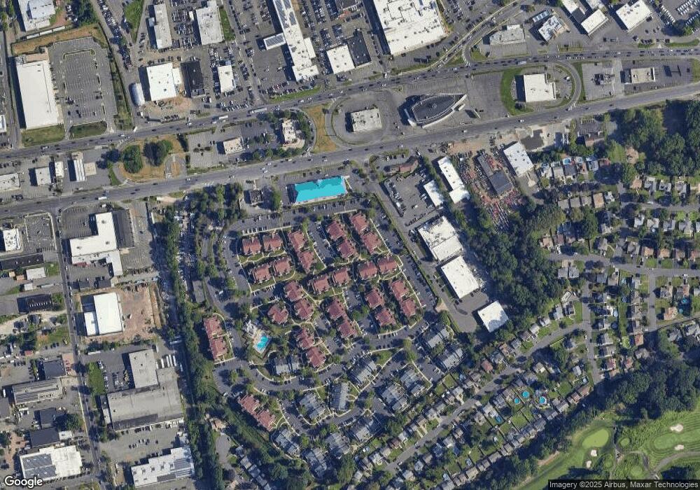 241 Broadmoor Ct unit 8, Union, NJ 07083 - photo 1