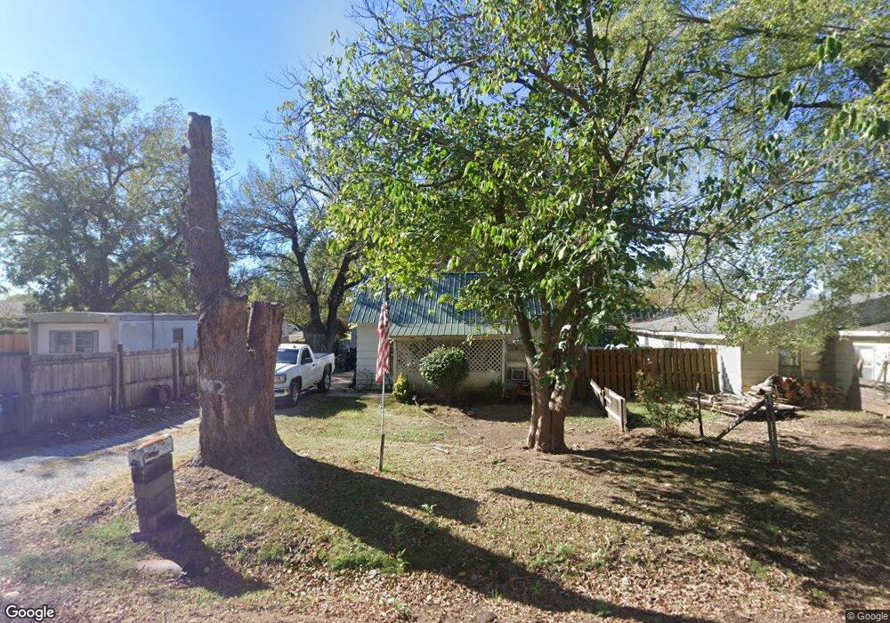 1002 N Taft Ave, Okmulgee, OK 74447 - photo 1