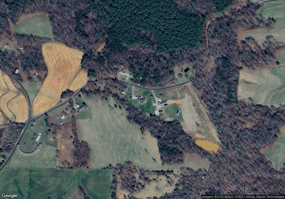 745 Pisgah Ridge Cir, Hiddenite, NC 28636 - photo 1