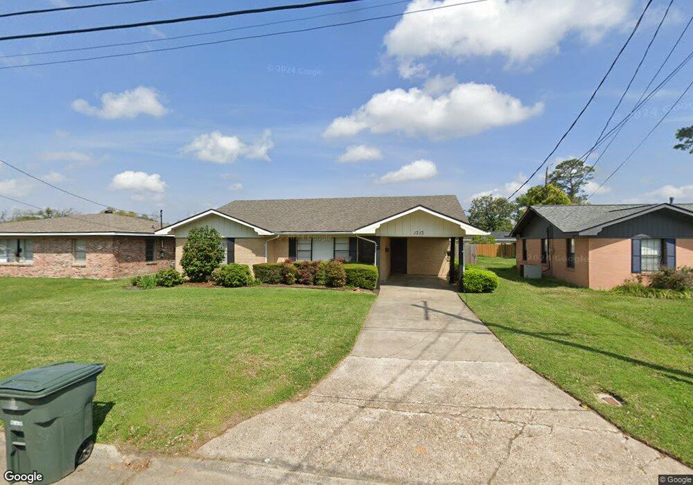 1313 N Elton Ct, Lake Charles, LA 70607 - photo 1