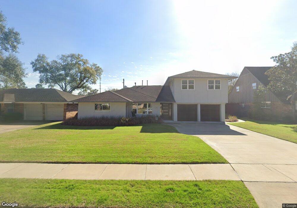 6407 Lindyann Ln, Houston, TX 77008 - photo 1