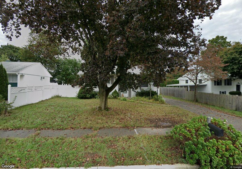 6 Quaker Rd, Norwalk, CT 06854 - photo 1