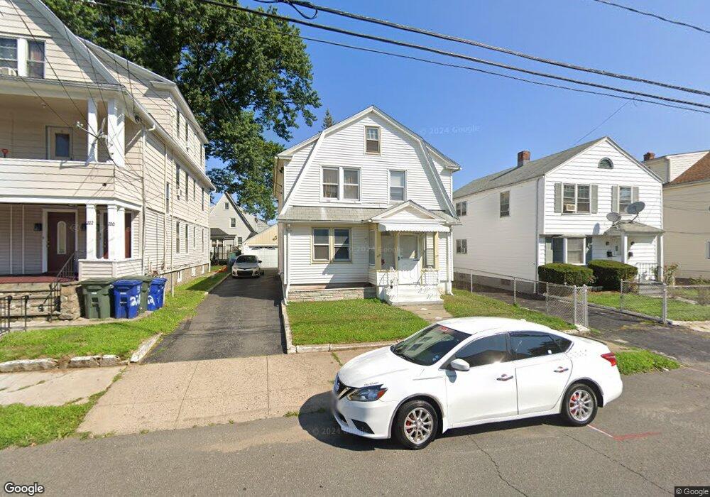 218 Garfield Ave unit 1, Bridgeport, CT 06606 - photo 1