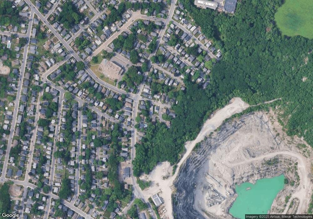 9 Centre Ln, West Roxbury, MA 02132 - photo 1