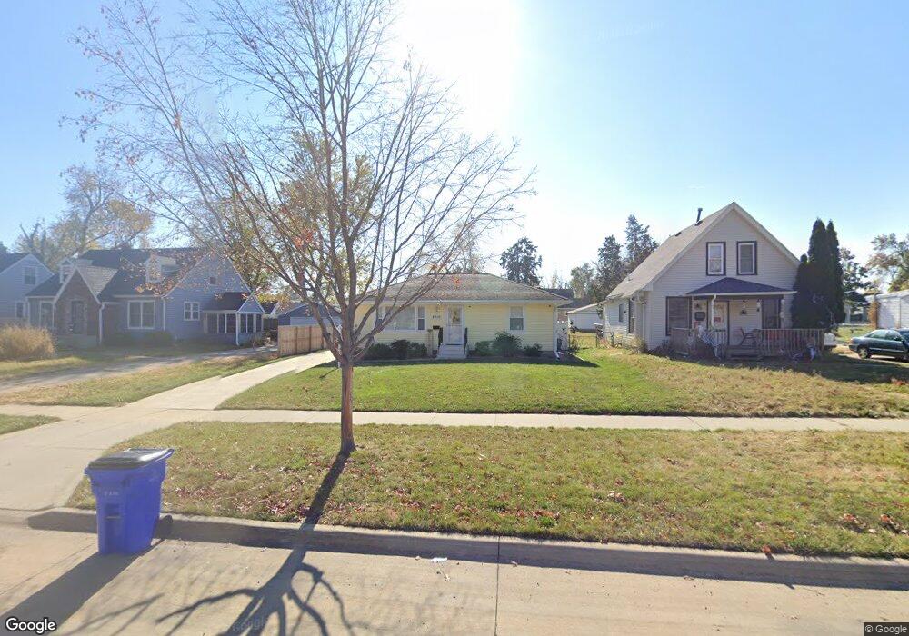 2915 Bever Ave SE, Cedar Rapids, IA 52403 - photo 1