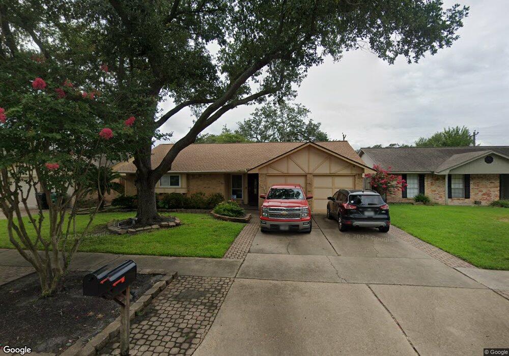 6011 Weeping Willow Rd, Houston, TX 77092 - photo 1