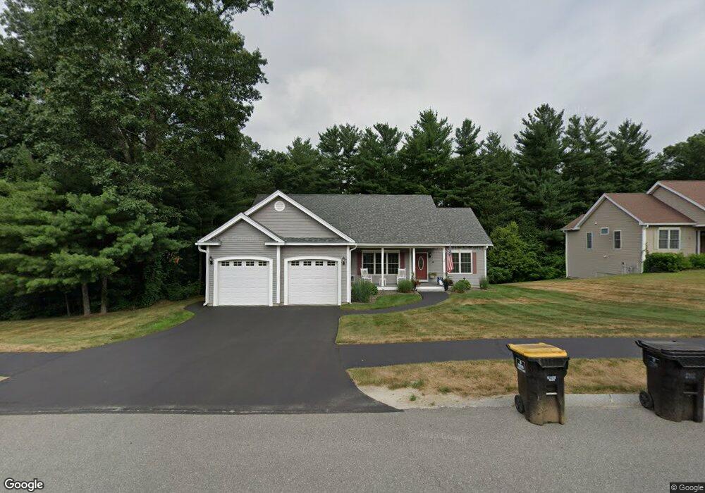 14 Empire Cir, Hudson, NH 03051 - photo 1