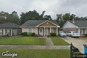2908 Meadow Dr, Violet, LA 70092