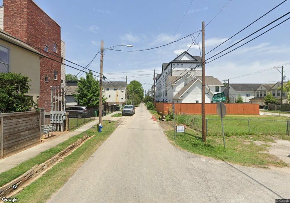 4226 Spencer St, Houston, TX 77007 - photo 1