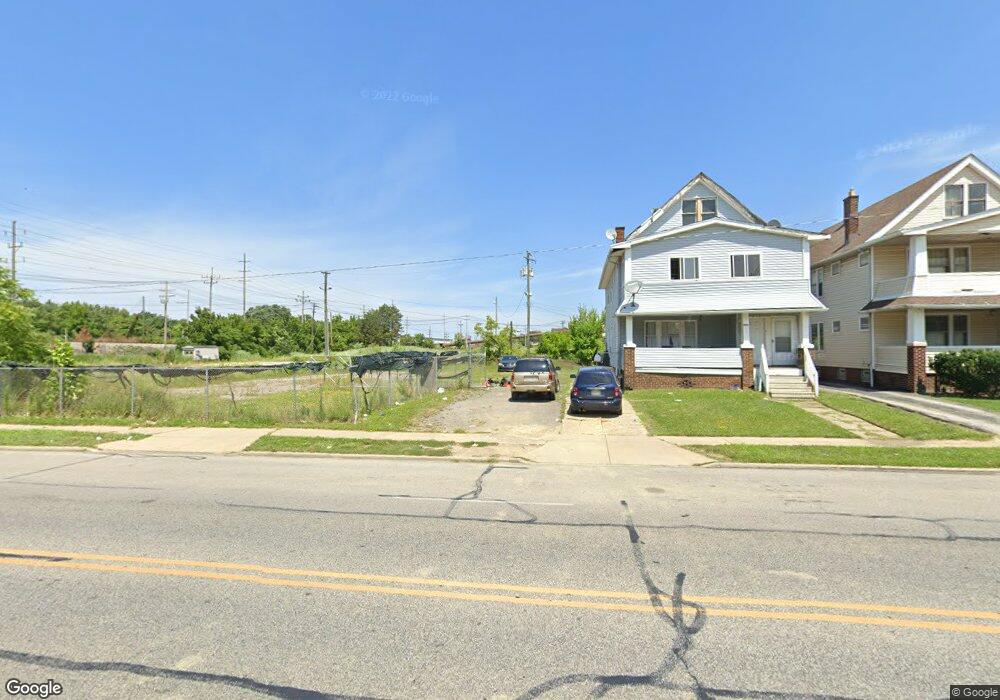 1721 Noble Rd, Cleveland, OH 44112 - photo 1