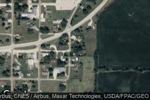 405 1st St, Batavia, IA 52533