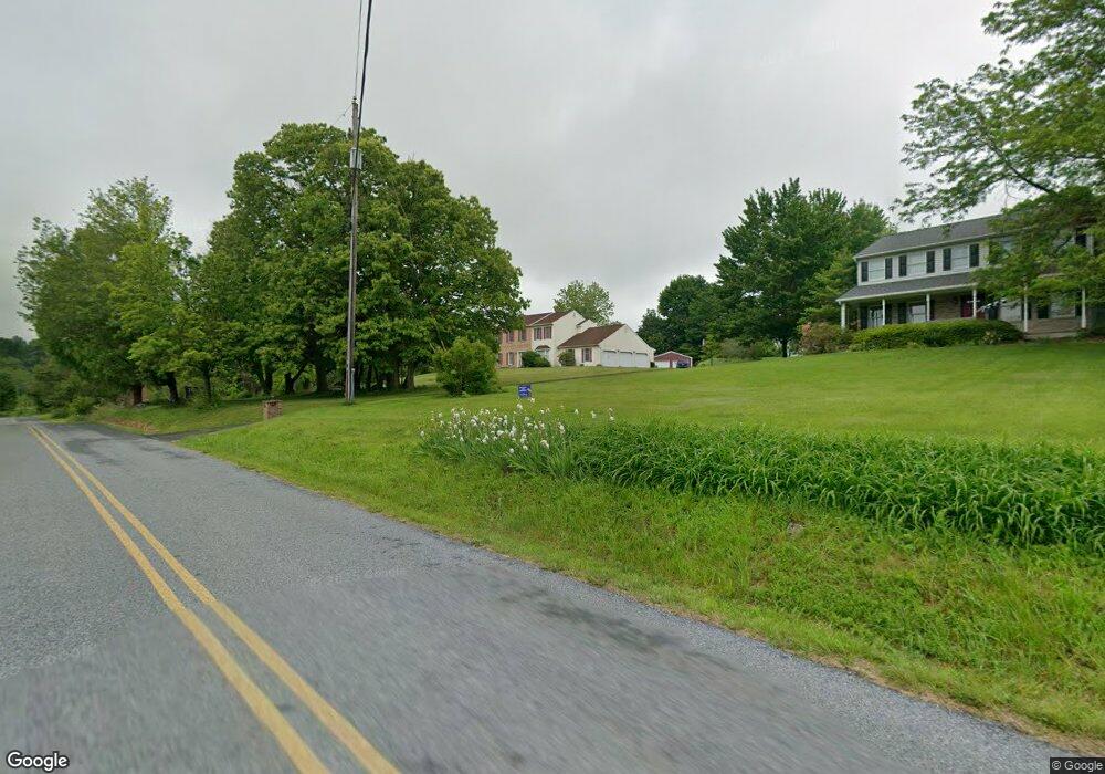 5215 Geissinger Rd, Zionsville, PA 18092 - photo 1