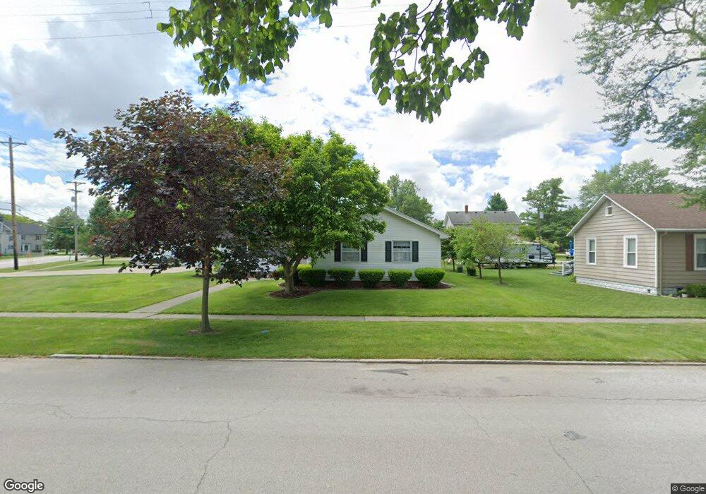 513 W 1st St, Woodville, OH 43469 - photo 1