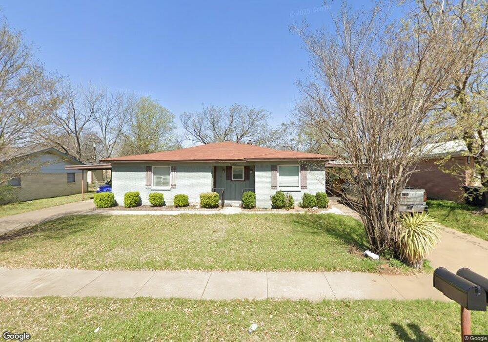 1304 Phillips St unit B, Cleburne, TX 76033 - photo 1