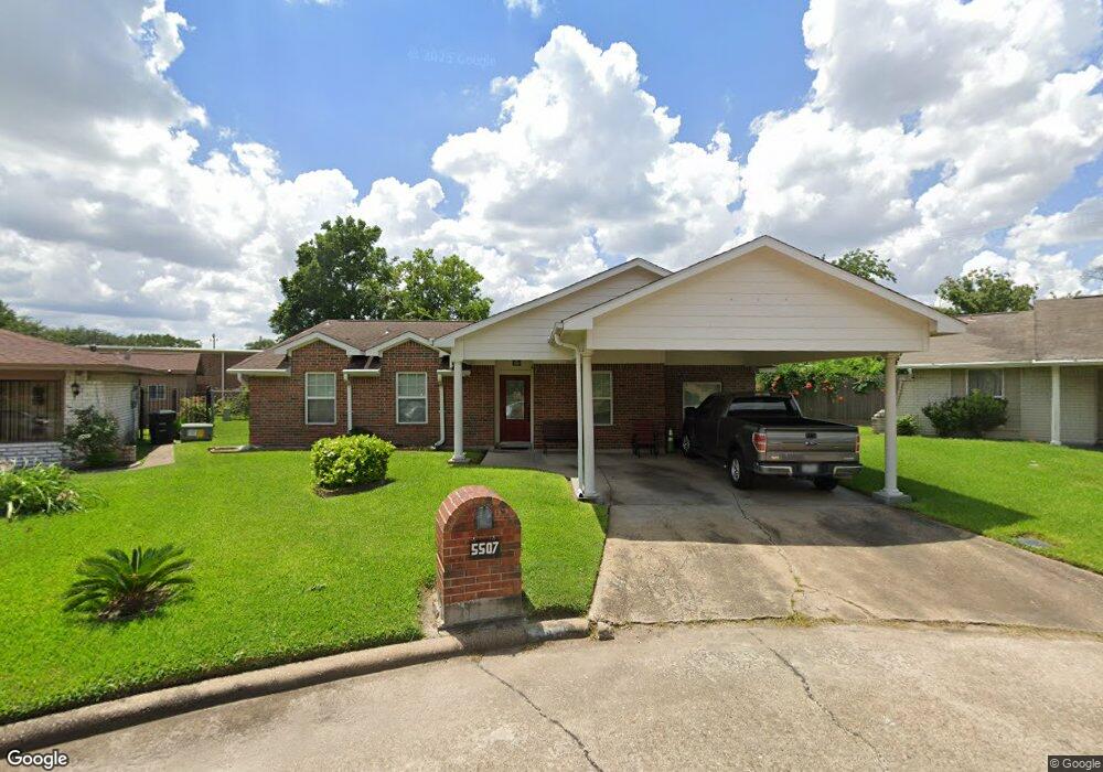 5507 Hohen Cir, Houston, TX 77091 - photo 1