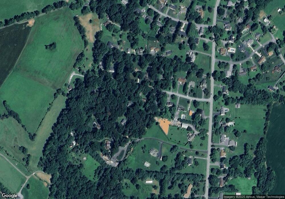 611 Trixsam Rd, Sykesville, MD 21784 - photo 1