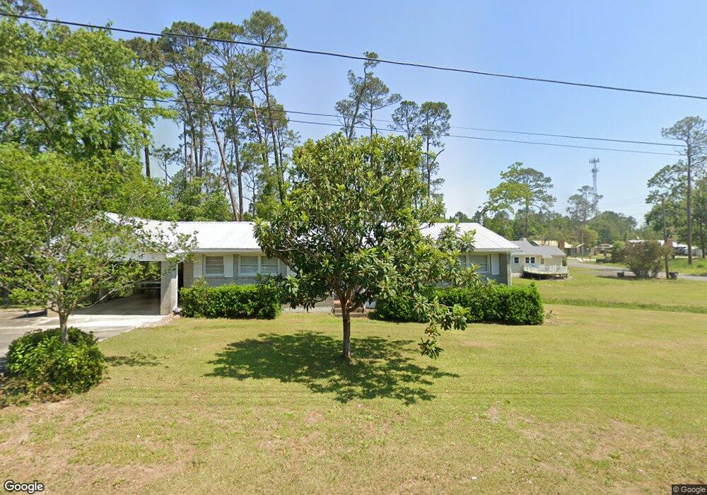 802 Daughtry Ave N, Douglas, GA 31533 - photo 1