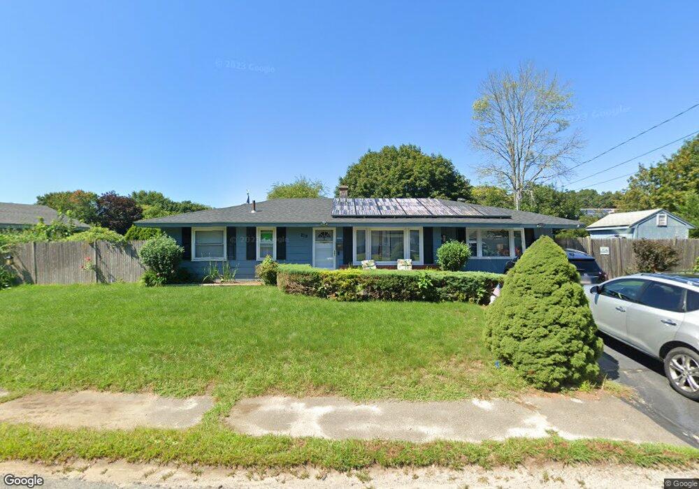 219 Temi Rd, Bellingham, MA 02019 - photo 1