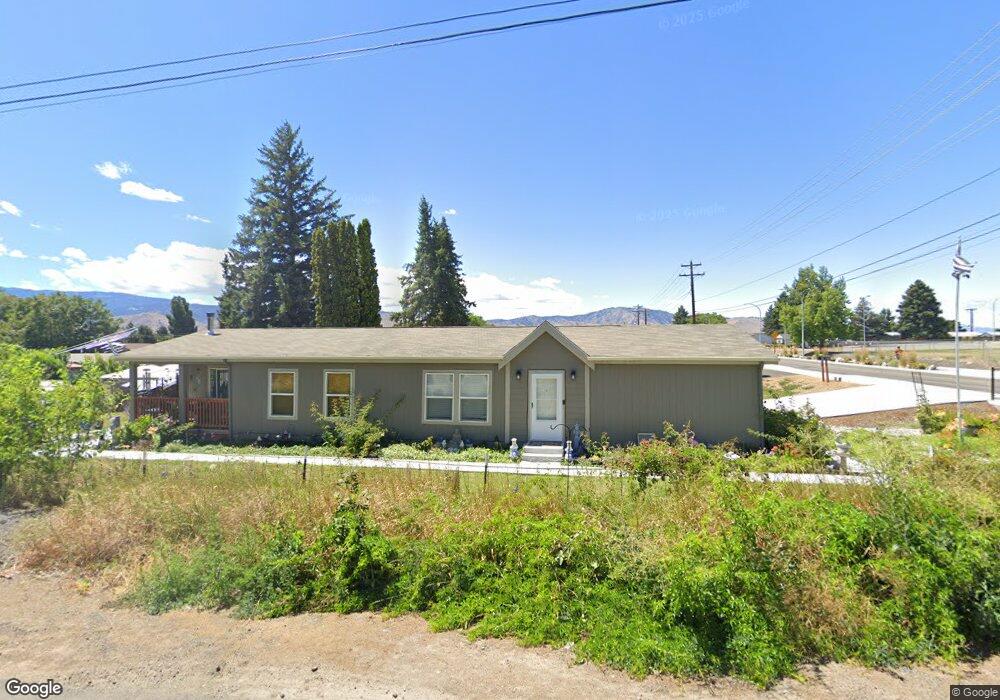 1450 5th St NE, East Wenatchee, WA 98802 - photo 1
