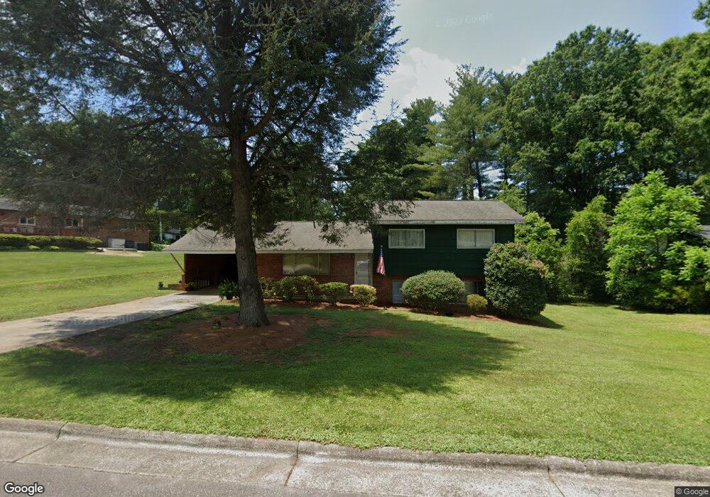 722 Georgia Ave, Statesville, NC 28677 - photo 1