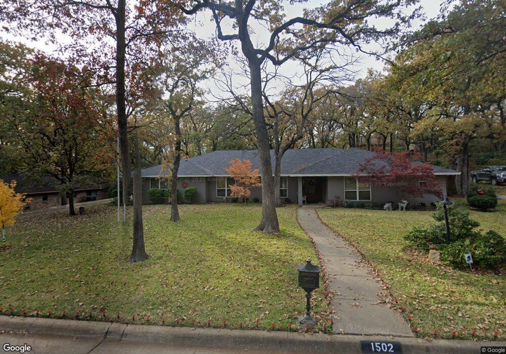 1502 Cliffwood Rd, Euless, TX 76040 - photo 1